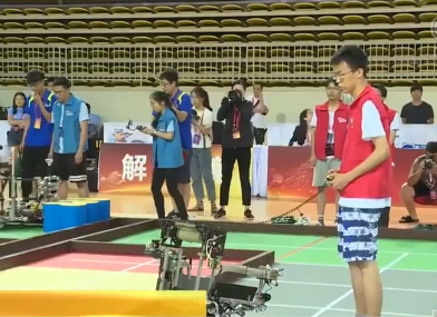 第十八届全国大学生机器人大赛在柳州举行