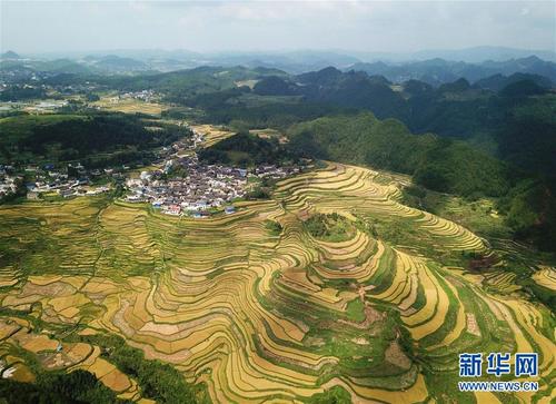 贵州首个“摘帽县”：提升乡村“精神内核”